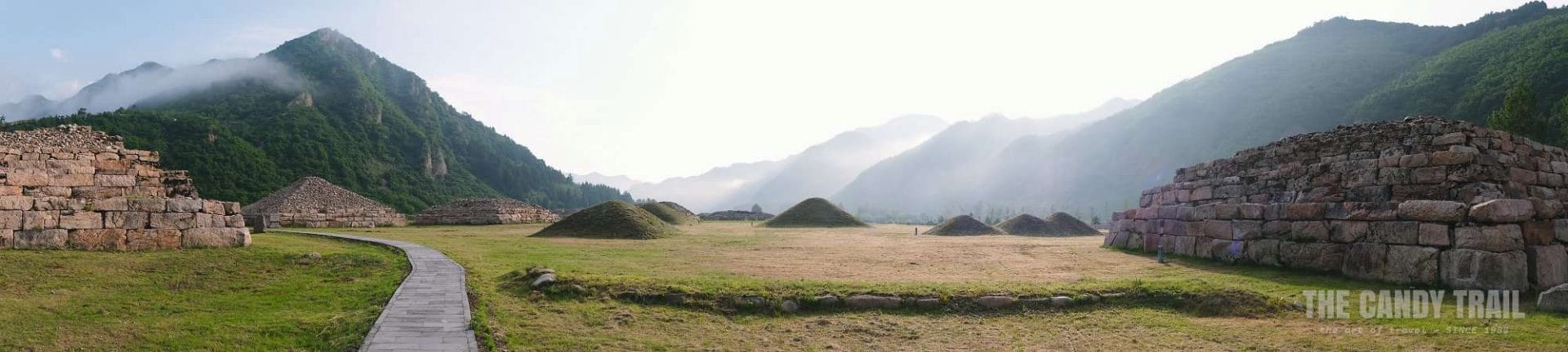 Tombs Morning Panorama Wandu Mountain City Ruins China