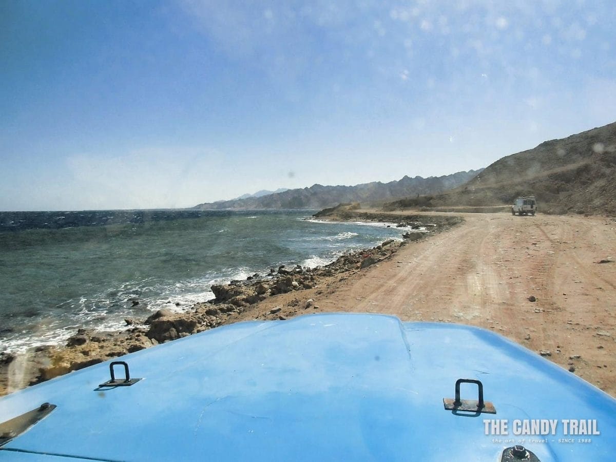 jeep on route to dahab blue hole in egypt