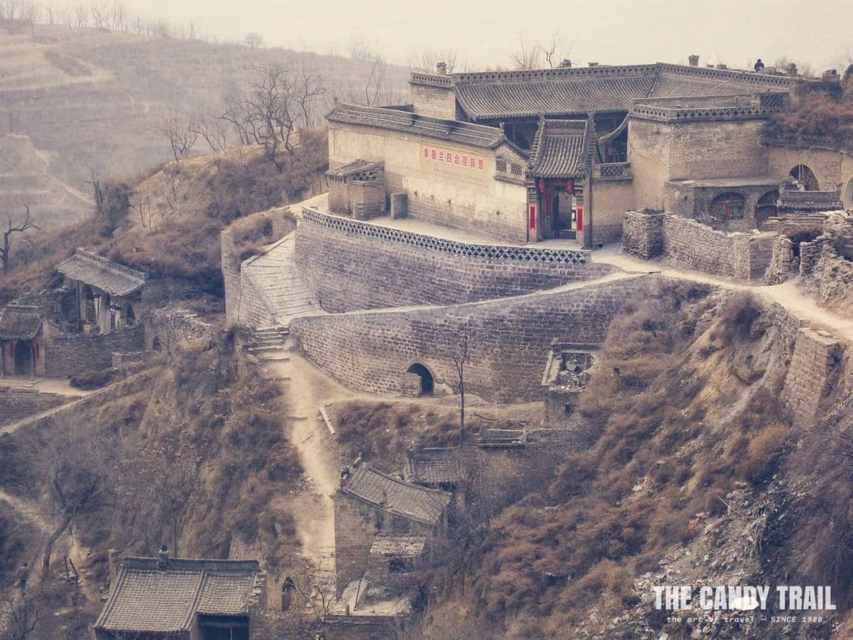 cave houses lijiashan village china
