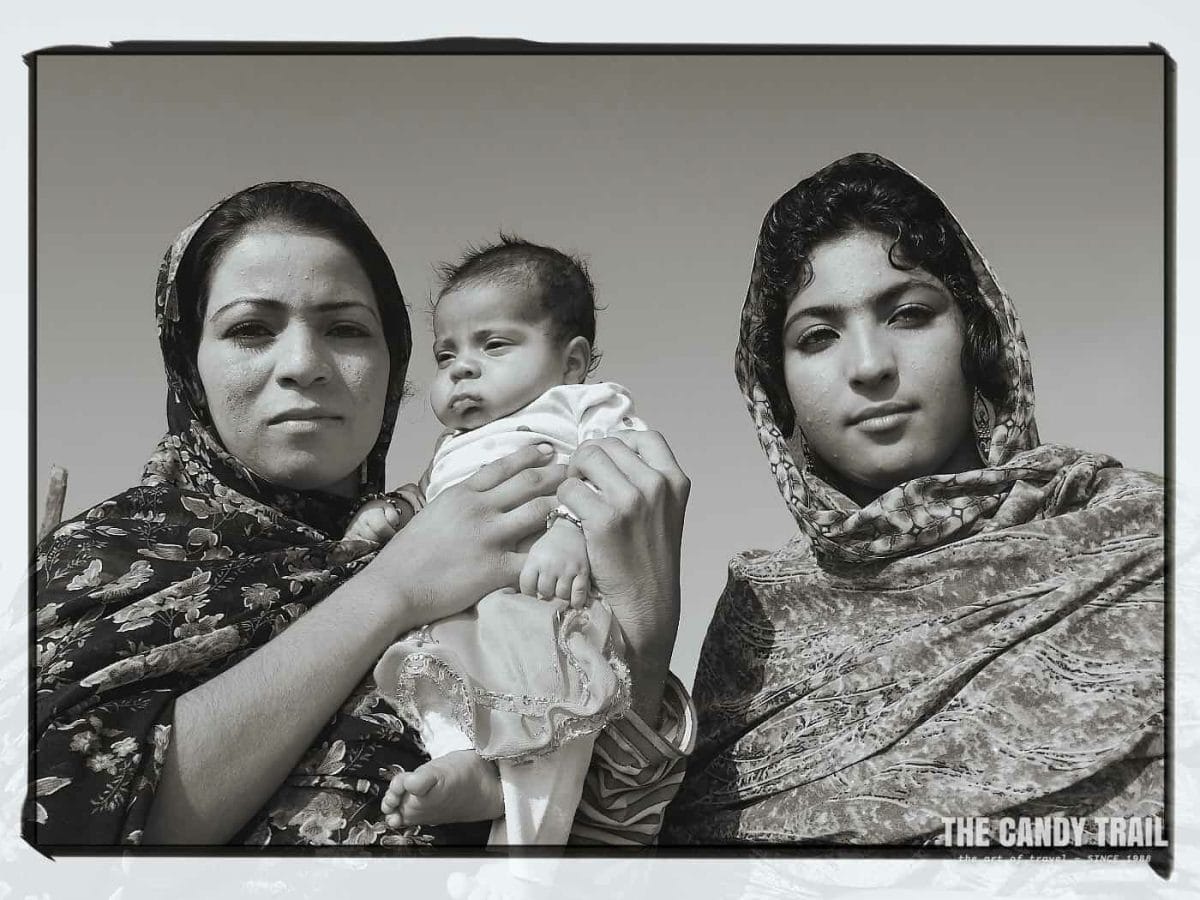 Iranian women with baby minab