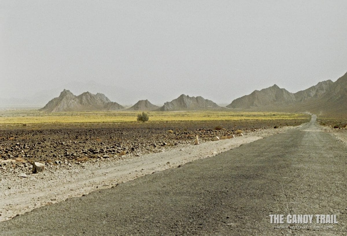 Razor mountain ridges resemmbling a dragon - traveling the Baluchistan Desert Pakistan