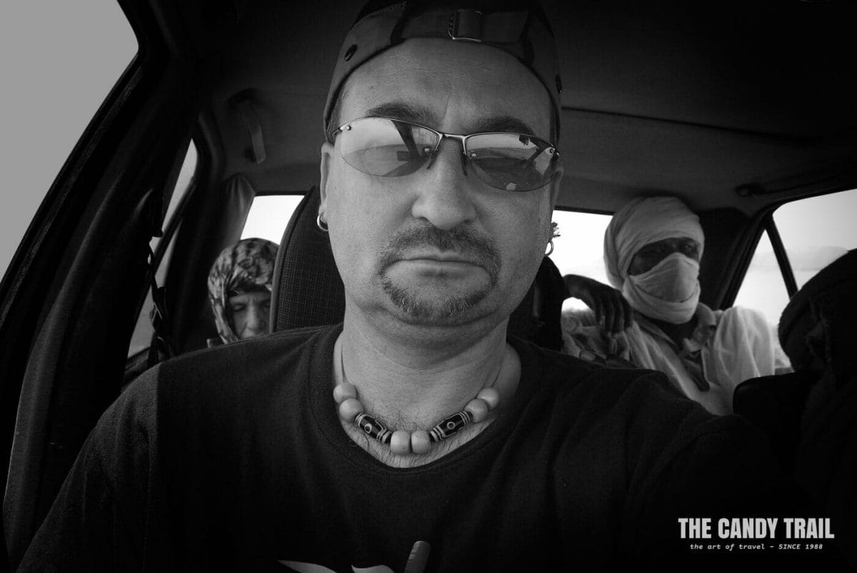 inside shared taxi to atar mauritania