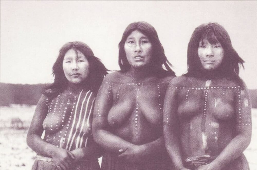 naked Yaghan tribal women of the past